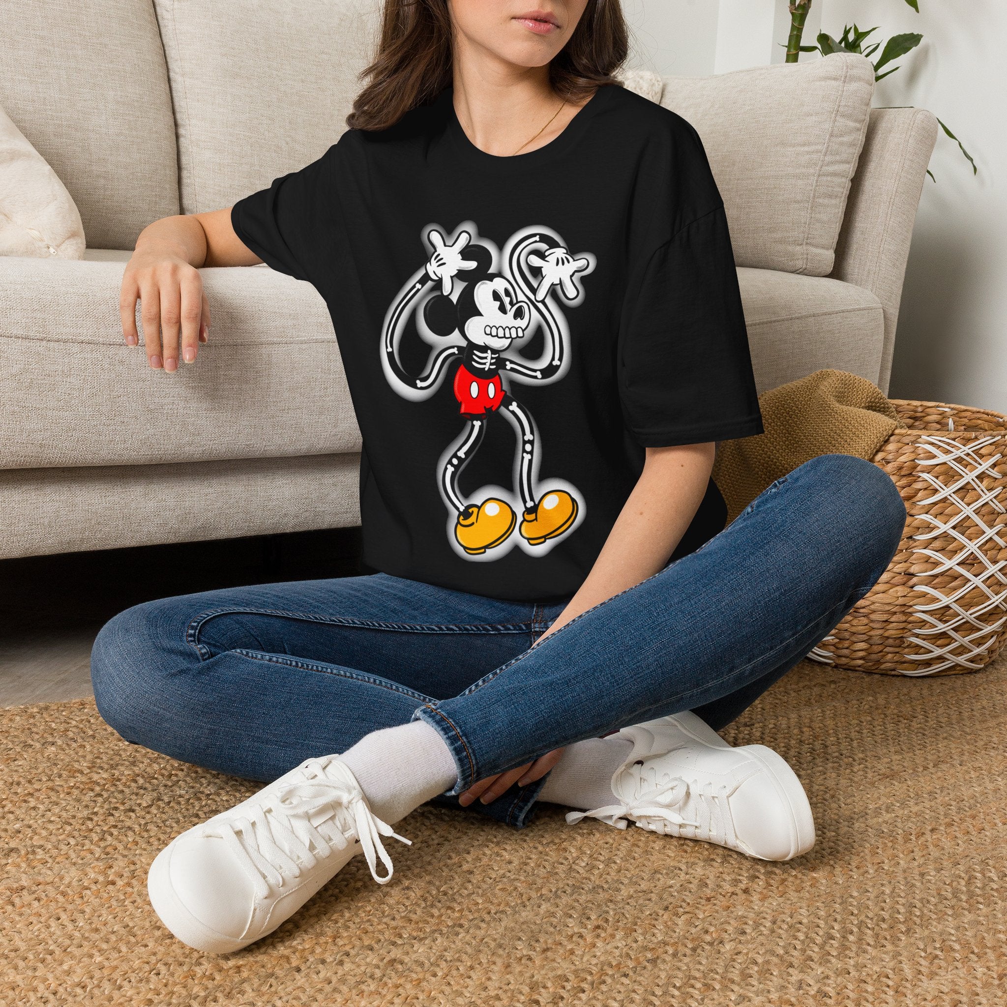 Skull Mouse Graphic T-Shirt — Retro Cartoon Skeleton Tee